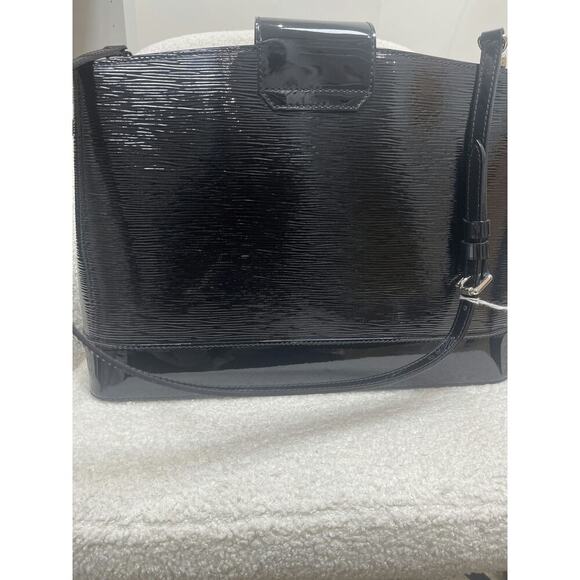 Louis Vuitton Black Patent Leather Epi Lockit MM Handbag - Picture 2 of 5
